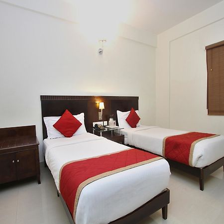 Oyo 435 Hotel Amshi International Bangalore Eksteriør bilde
