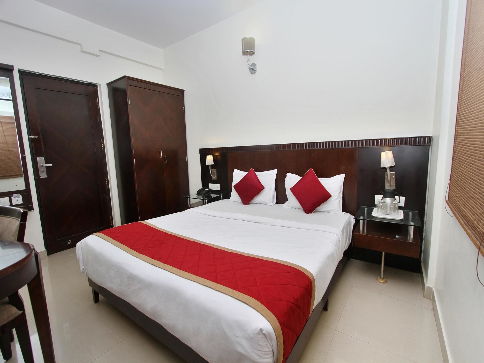 Oyo 435 Hotel Amshi International Bangalore Eksteriør bilde
