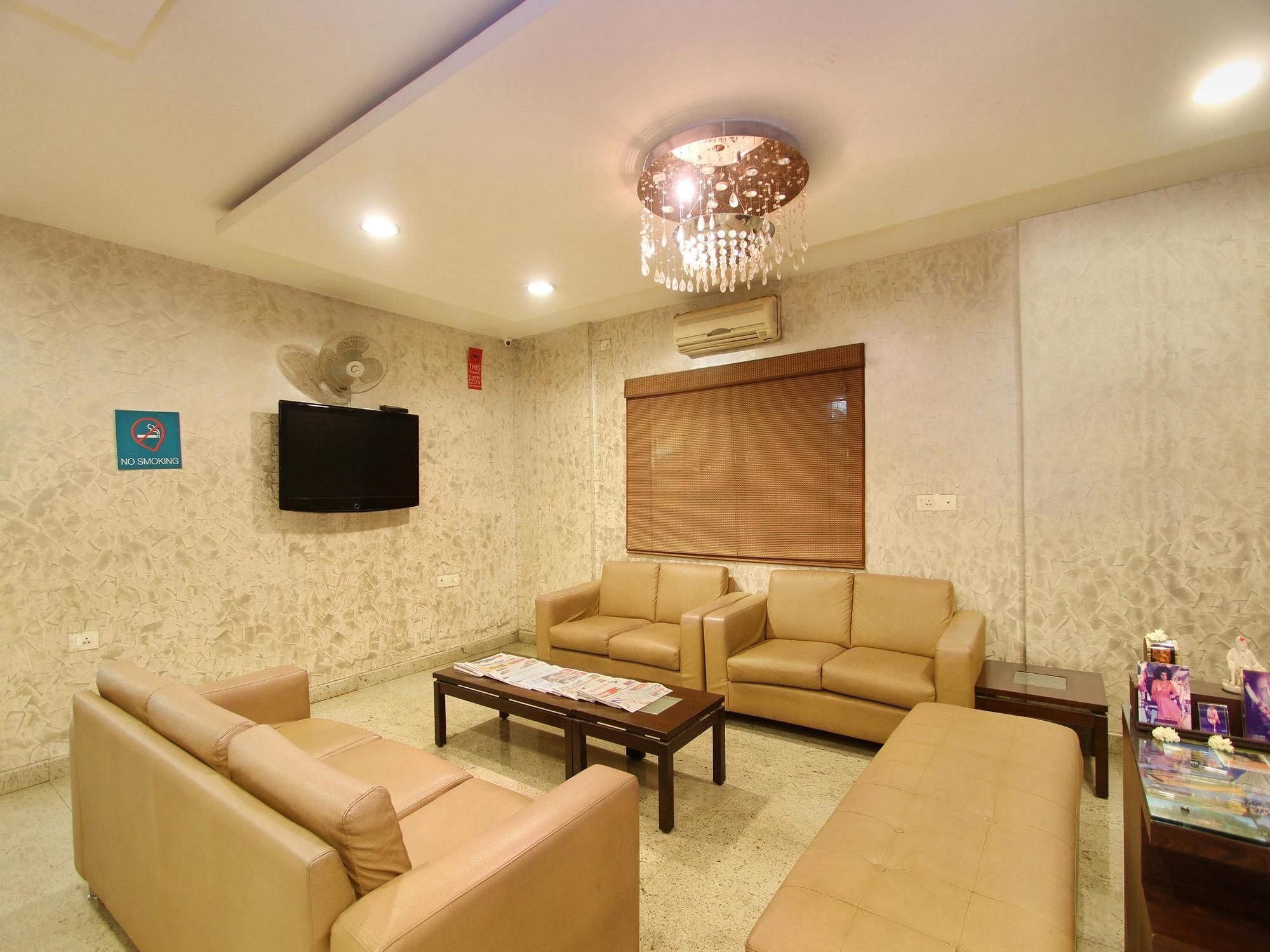 Oyo 435 Hotel Amshi International Bangalore Eksteriør bilde