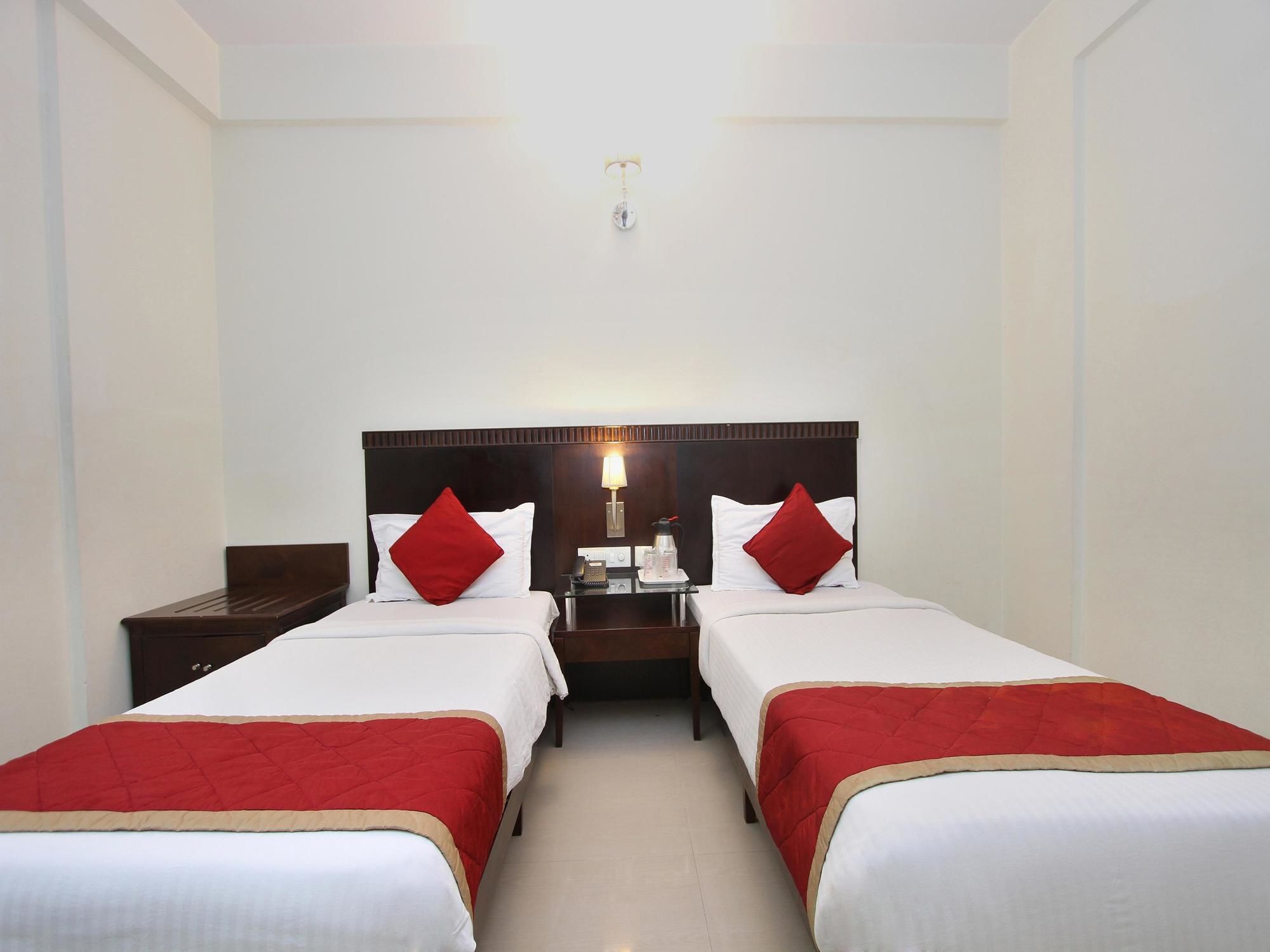 Oyo 435 Hotel Amshi International Bangalore Eksteriør bilde